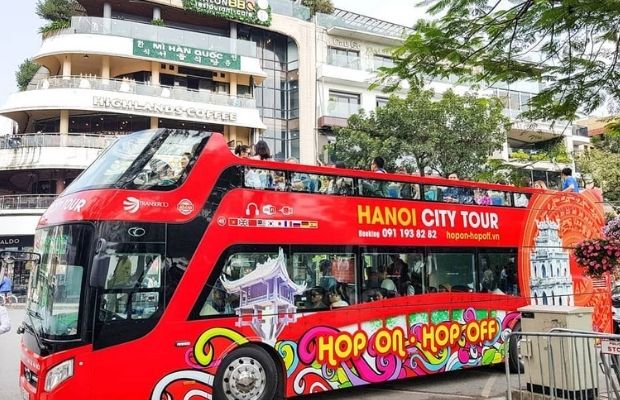 Hanoi hop-on hop-off bus